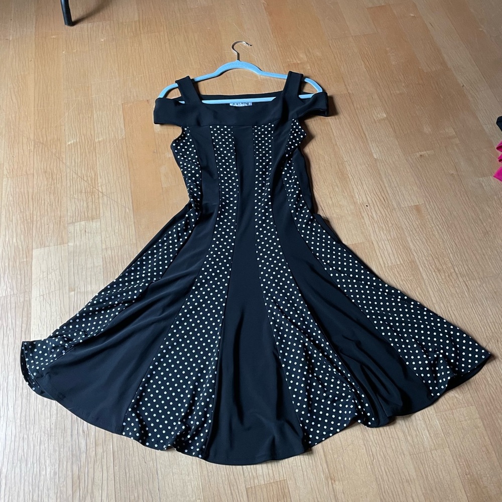 💜Joseph Ribkoff Black Cold Shoulder Cocktail Dress